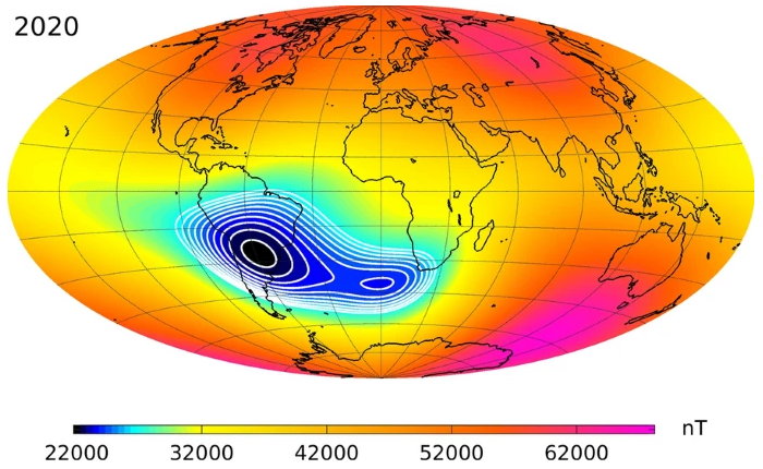Das Erdmagnetfeld schwächt sich in einem Gebiet von Afrika bis Südamerika allmählich ab, und Wissenschaftler versuchen zu verstehen warum